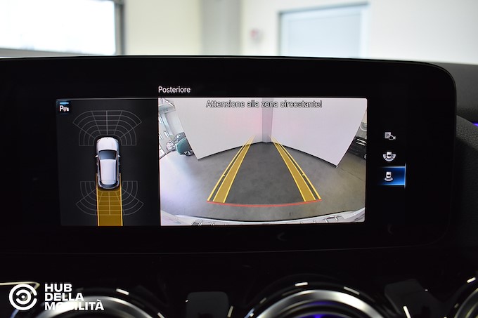 MERCEDES-BENZ GLA 250 e hybrid EQ Premium